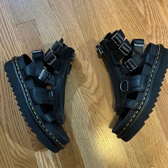 New Dr Marten Olson Sandals Black size 7 NEW - Picture 7 of 14